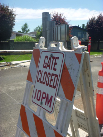 Gates to the parking lot lock - check for daily hours Gates to the parking lot lock - check for daily hours