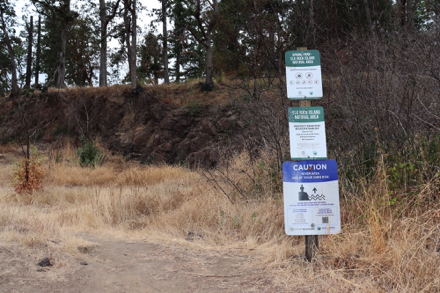 Signage entering Elk Rock Island from Spring Park – Protect Sensitive Wildlife Habitat – stay on trails Signage entering Elk Rock Island from Spring Park – Protect Sensitive Wildlife Habitat – stay on trails